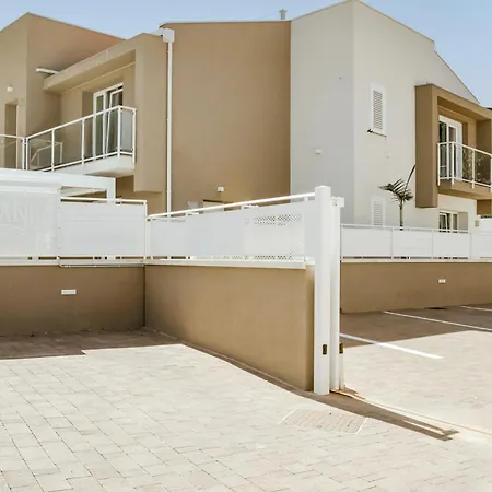 Hotiday Lägenhetshotell 4*