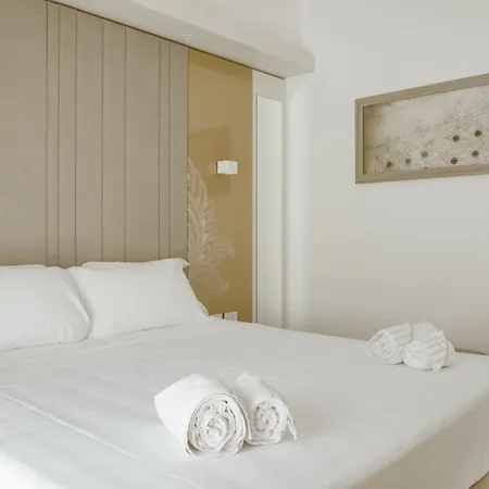 Apartahotel Hotiday Cefalú