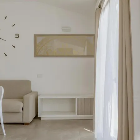 Apartahotel Hotiday 4*