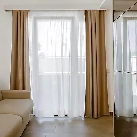 Hotiday Aparthotel 4*