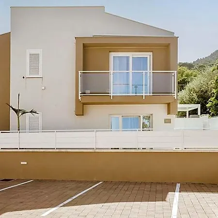 Hotiday Aparthotel Cefalù