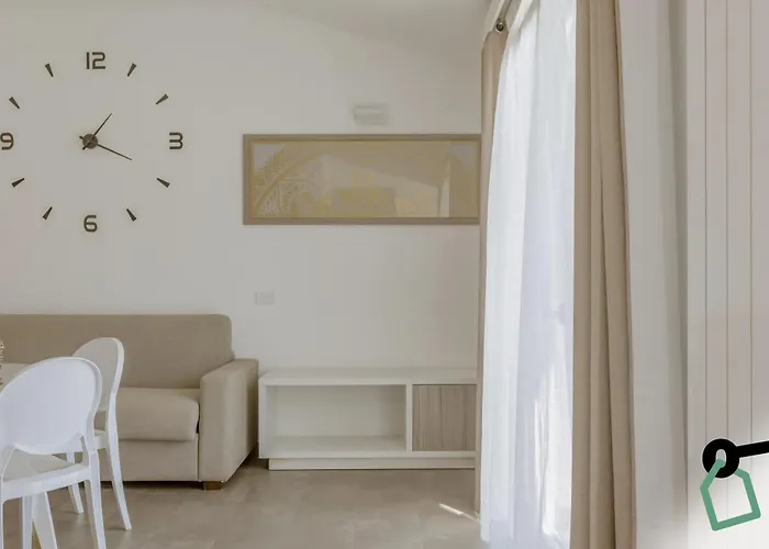 Apartmanhotel Hotiday 4*